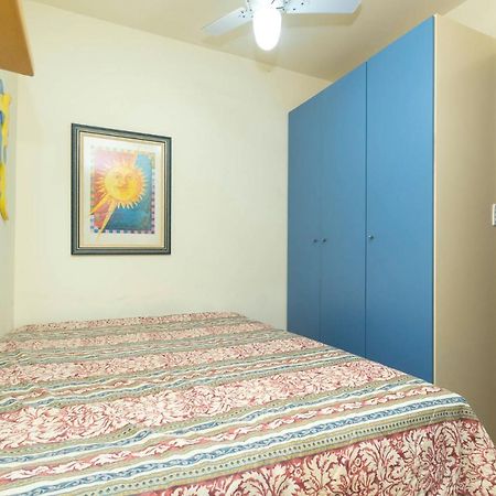 Apartamento Beira Mar Lateral Na Praia De Mariscal 2662 Бомбиньяс Экстерьер фото